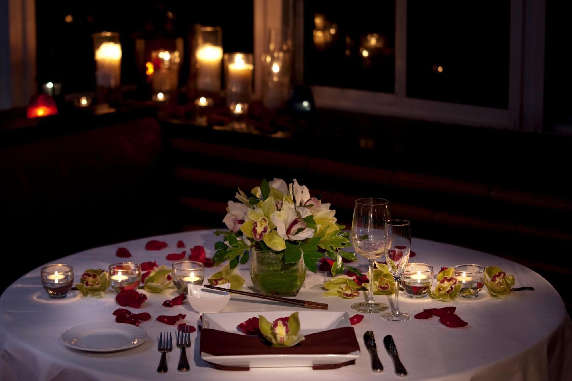 Hanalei Colony Resort Restaurant photo